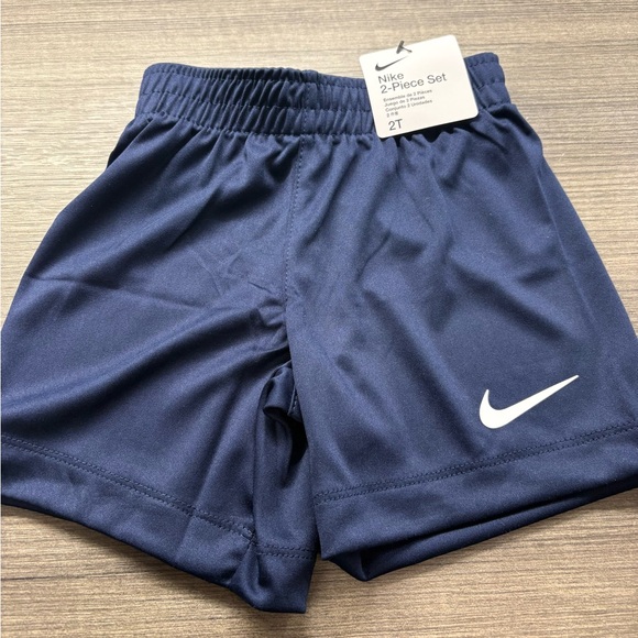 Toddler Boy 2T Nike Dri-Fit Shirt & Short 2 Piece Set Swoosh Blue - Picture 4 of 6